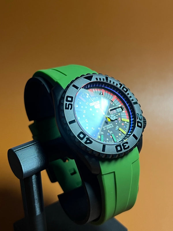 SEIKOMARINER | RAINBOW Dial Green strap