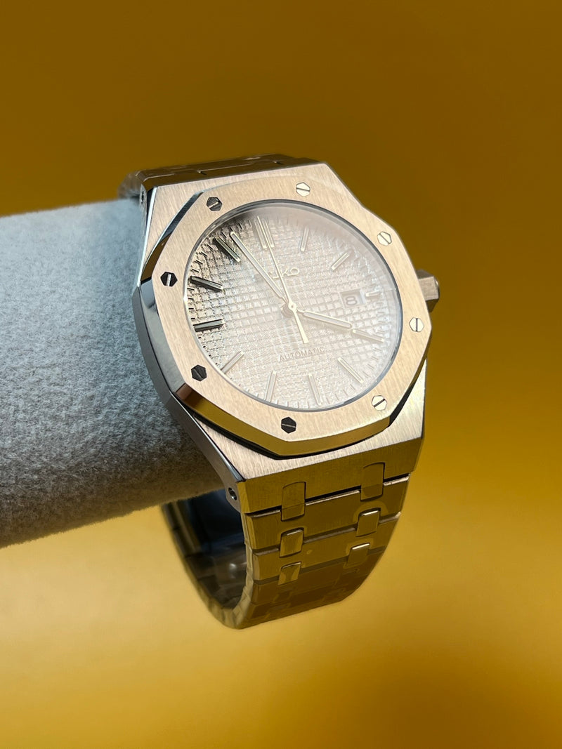 ROYAL SEIKOAK | White Tapisserie