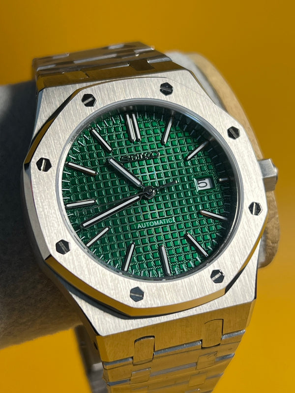 ROYAL SEIKOAK | Green Tapisserie